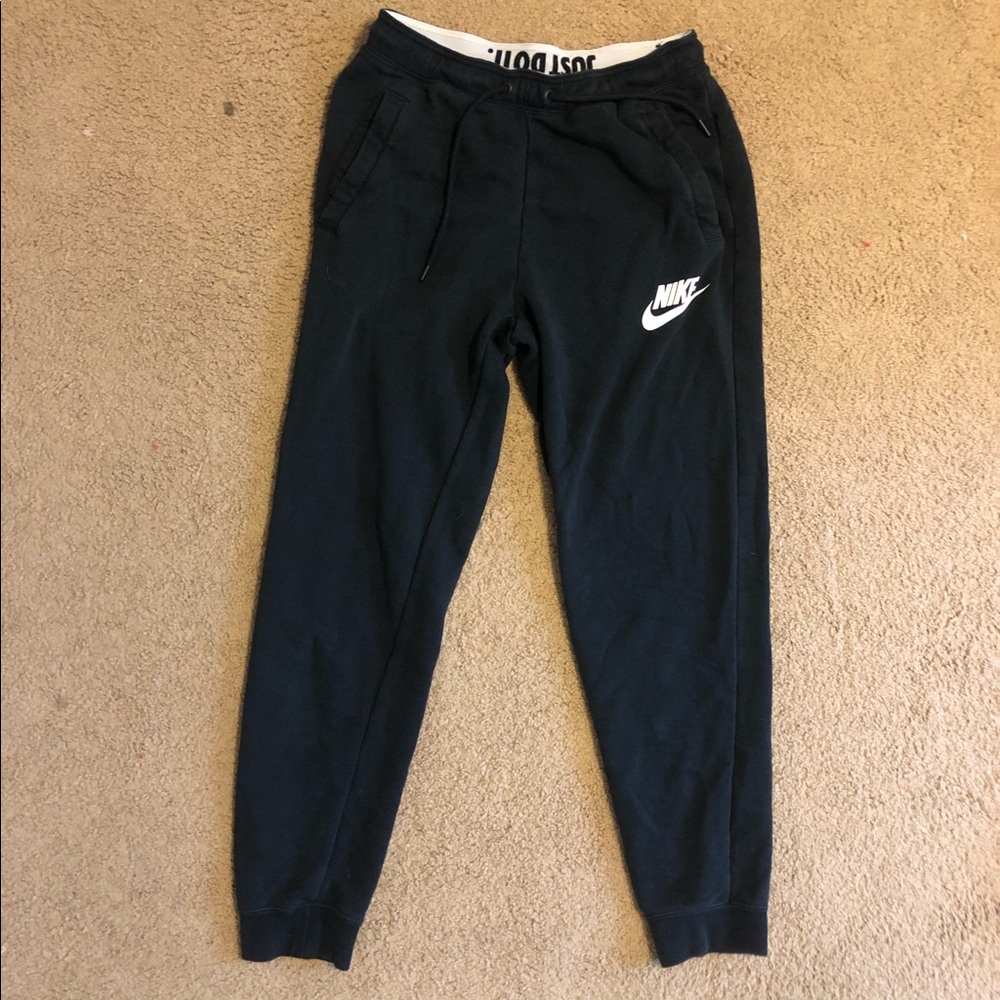 nike joggers